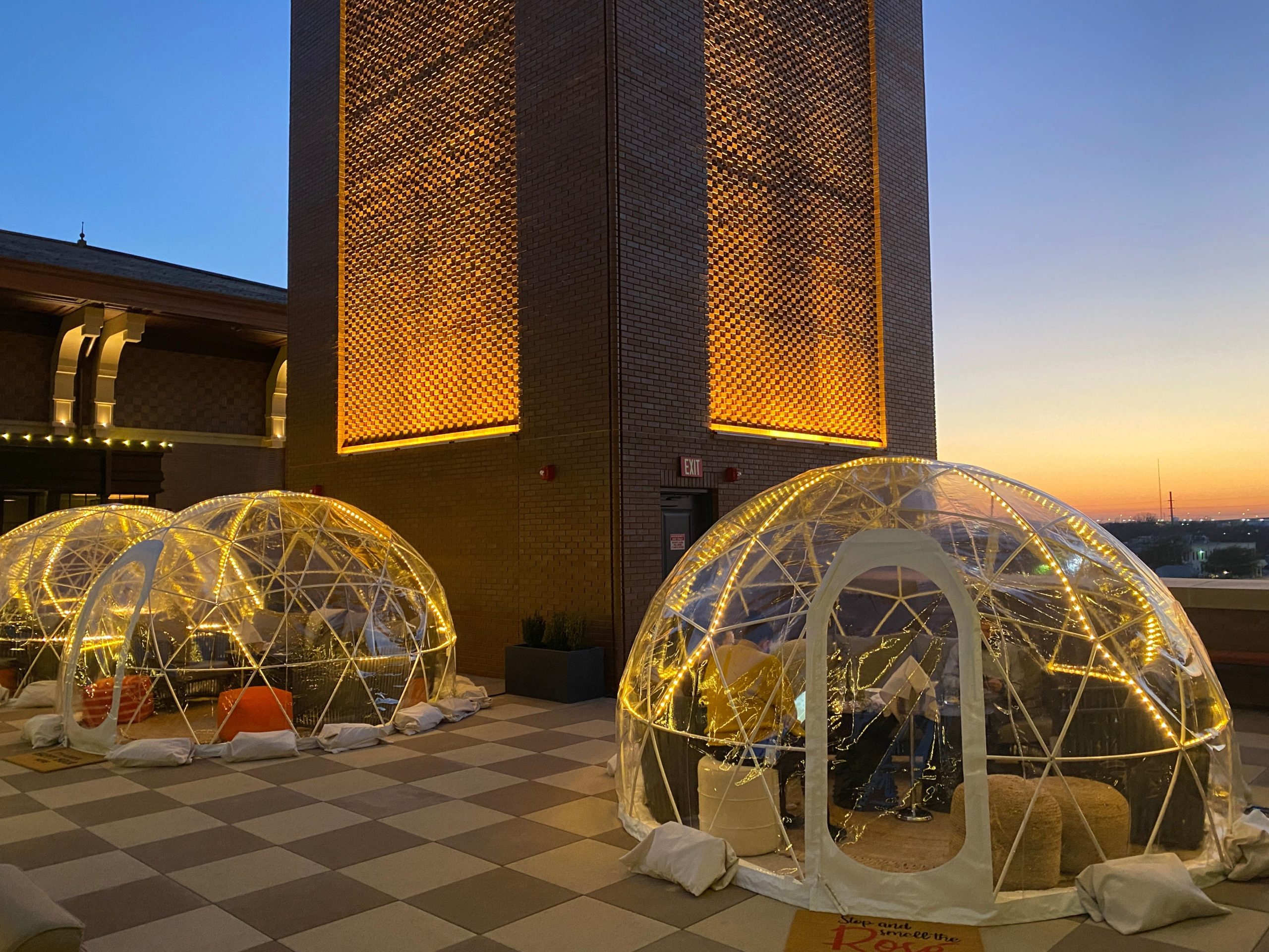 Hotel Vin – book your igloo at one of three seatings every Thursday through Sunday