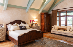 3996 Inverness in River Oaks (Photo by Julie Soefer)