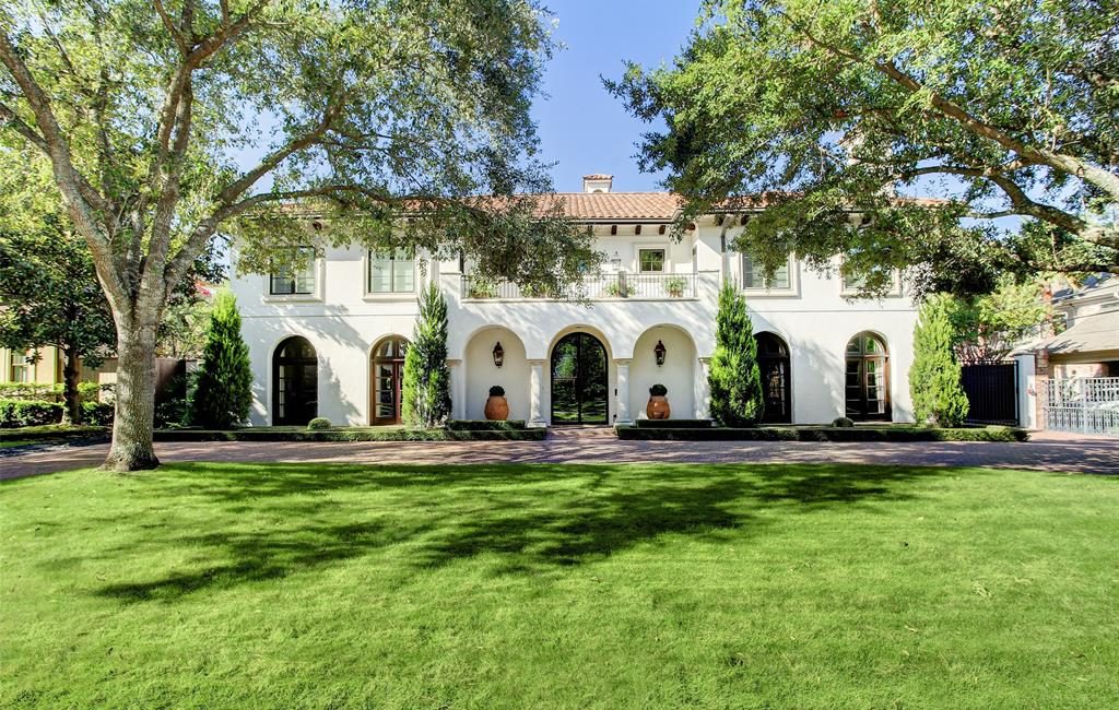 5300 Bayou Glenn