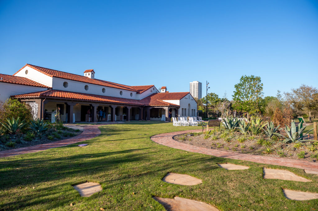 Landscape architect Jack Ohly of Michael Van Valkenburgh Associates created the plan for Lott Hall. (Photo by Sarah Austin of Chris Bailey Photography)