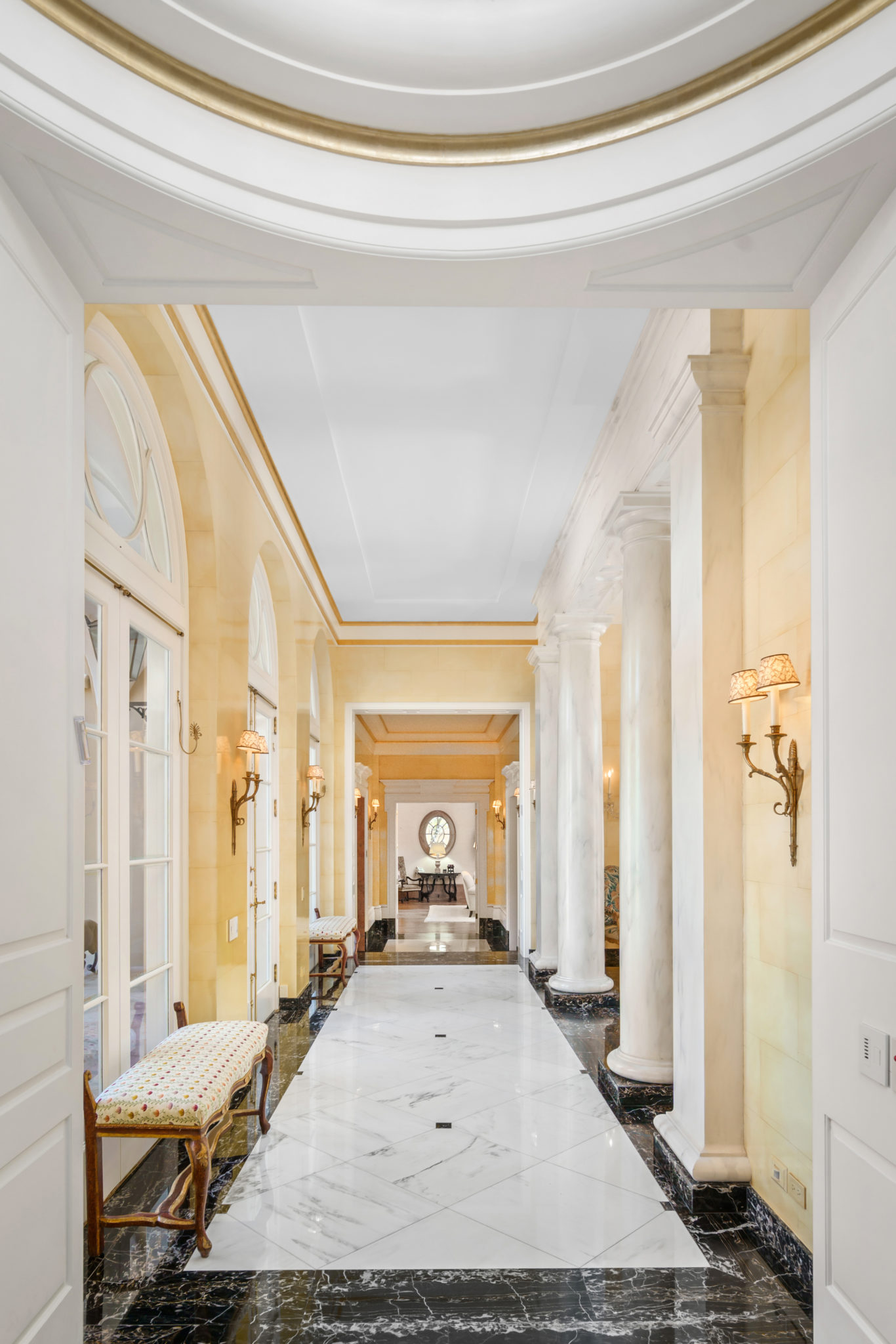 Oaks Hines Memorial Home - q18wtos