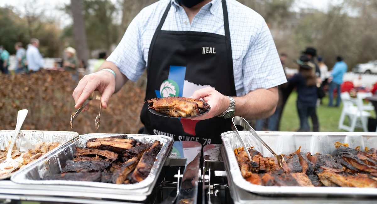 A. 5 Cook Teams competed with ribs, brisket and chicken