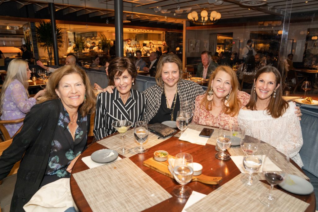 Cindy Soefer, Lara Ladin, Julie Soefer, Stacey Soefer Gomar and Leisa Dillon at the Bludorn benefit dinner (Photo by Michael Anthony)