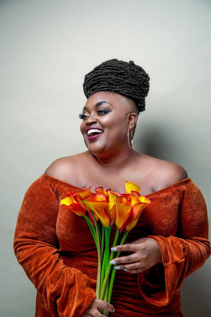 Desz, finalist on Season 19 of NBC’s The Voice, joins John Holiday in a special performance at A Celebration of Reading.