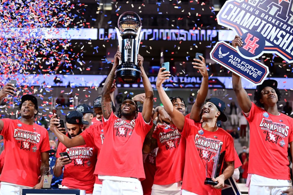 UH hoops