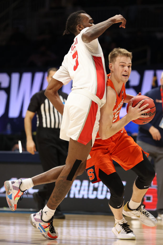 Buddy Boeheim could never get it going against DeJon Jarreau and Houston's defense. (Photo by Trevor Brown Jr/NCAA Photos via Getty Images)