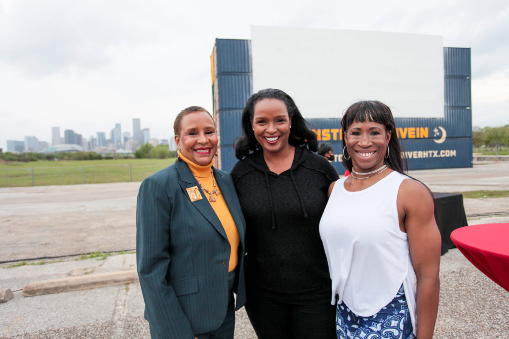 M. Kaye DeWalt, Winell Herron and Lauren Anderson chair the Kinder HSPVA Encore fundraiser at Moonstruck Drive-In Cinema.  (Photo by Katy Anderson )