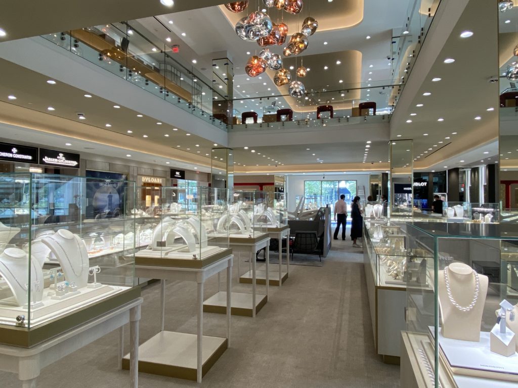 The new Zadok Jewelers in Post Oak Place boasts 60 fine jewelry and luxury watch brands in the 28,000 sq.ft. shop.
