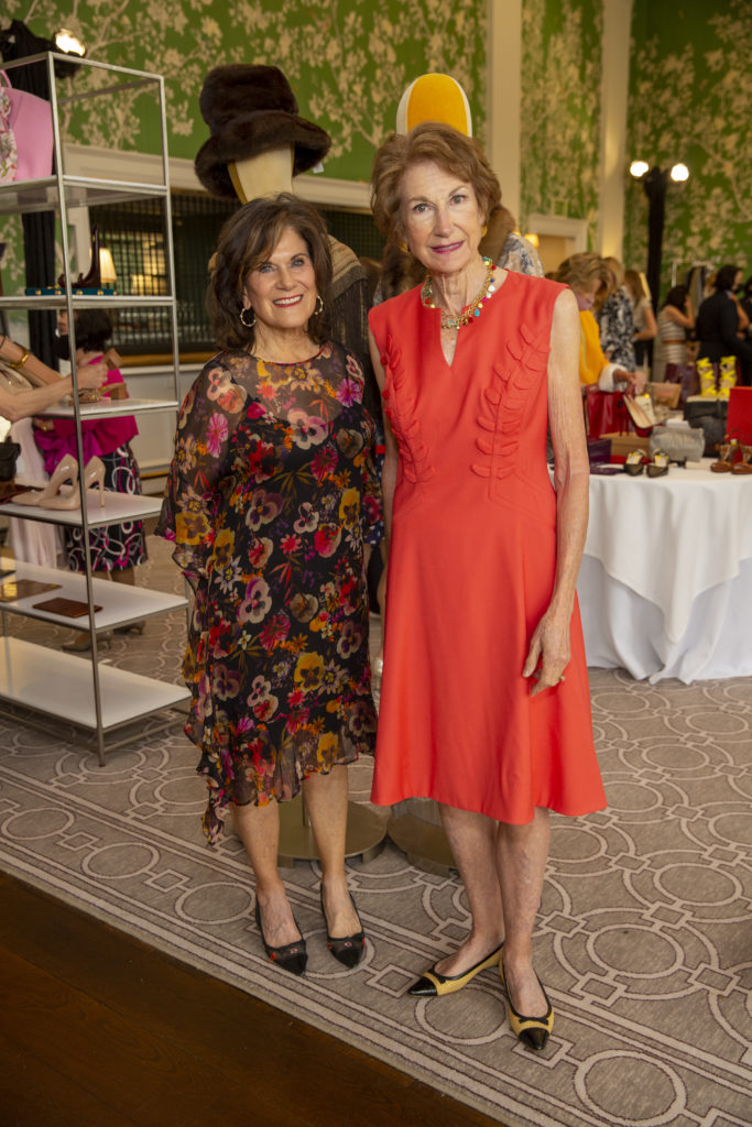 Chic Boutique chairs Suzie Wilson, Laura McWilliams at the Salvation Army Women's Auxiliary Reflections on Style Luncheon at River Oaks Country Club. (Photo by Jenny Antill Clifton)