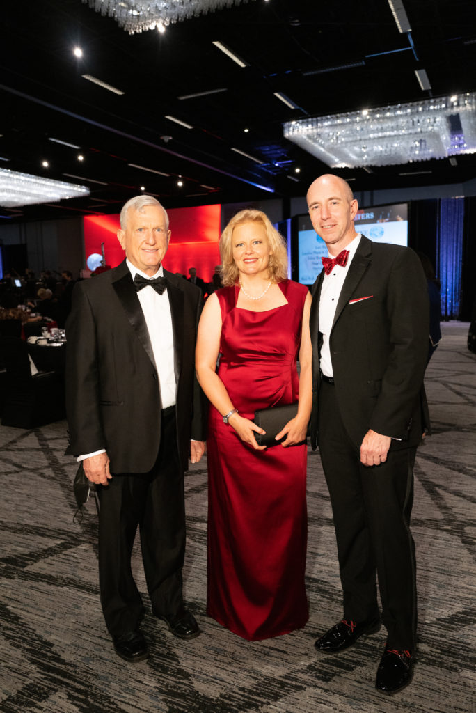Gary Hollingsworth, Conny & Courtney Crappell at the Virtuosi of Houston 25th anniversary gala. (Photo by Daniel Ortiz)