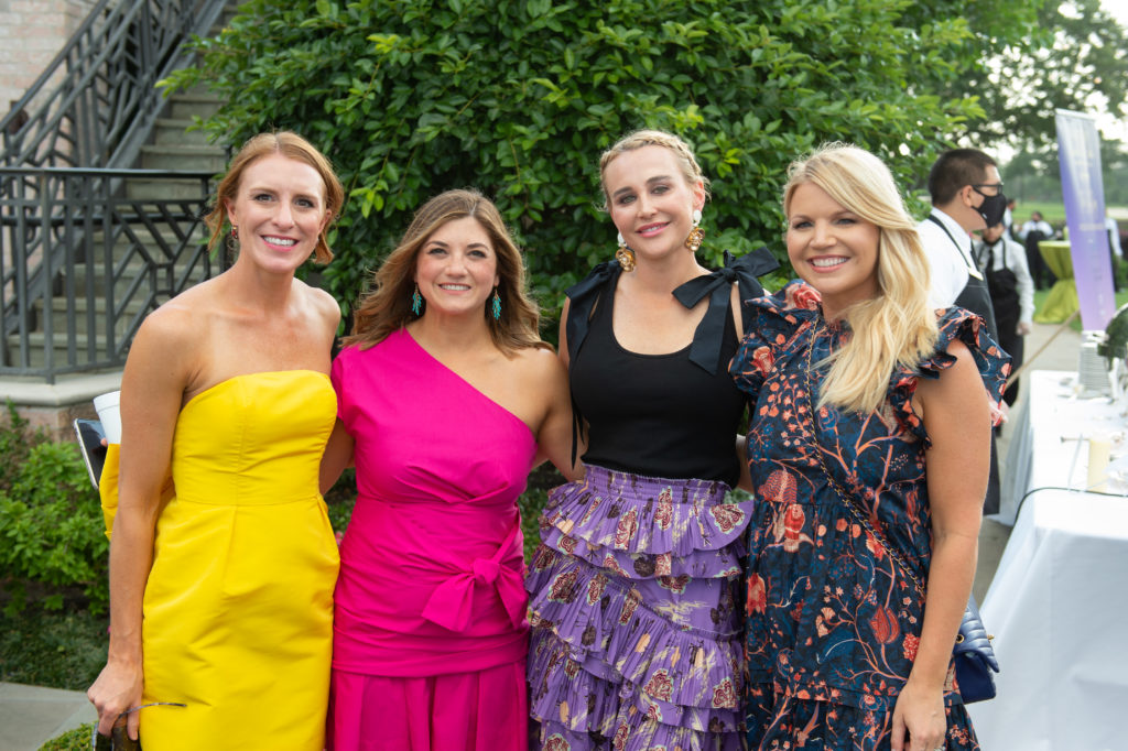 Stefanie Carper, Amanda Ollison, Christine Williamson, Lindsay Amburn (Photo by Wilson Parish)