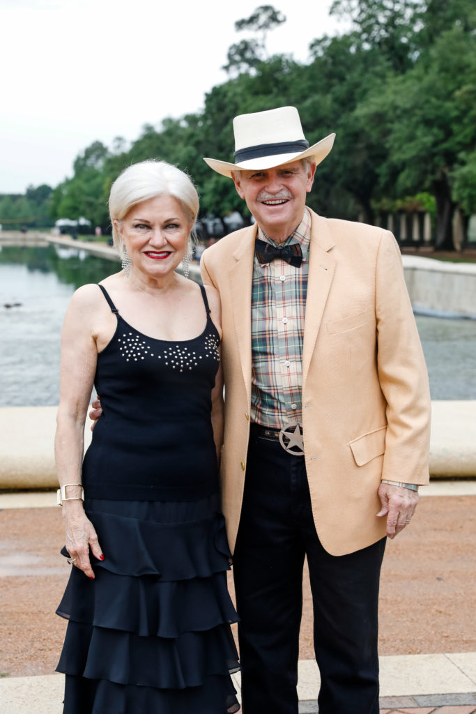 Hermann Park Conservancy Evening in the Park chairs Jo & Jim Furr. (Photo by Priscilla Dickson)