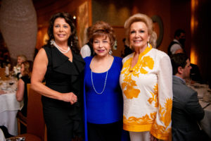 The Women’s Fund Wine Dinner (Photo by Michelle Watson CatchlightGroup.com)