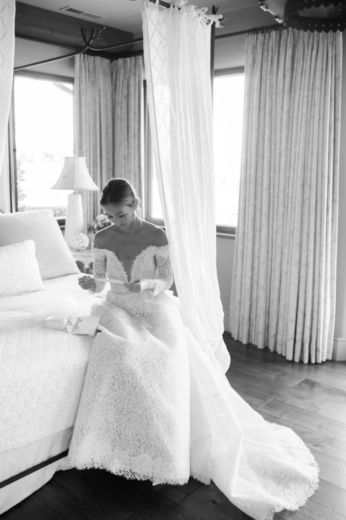 Sarah Elizabeth Requa pre-ceremony. (Photo by Liz Banfield)