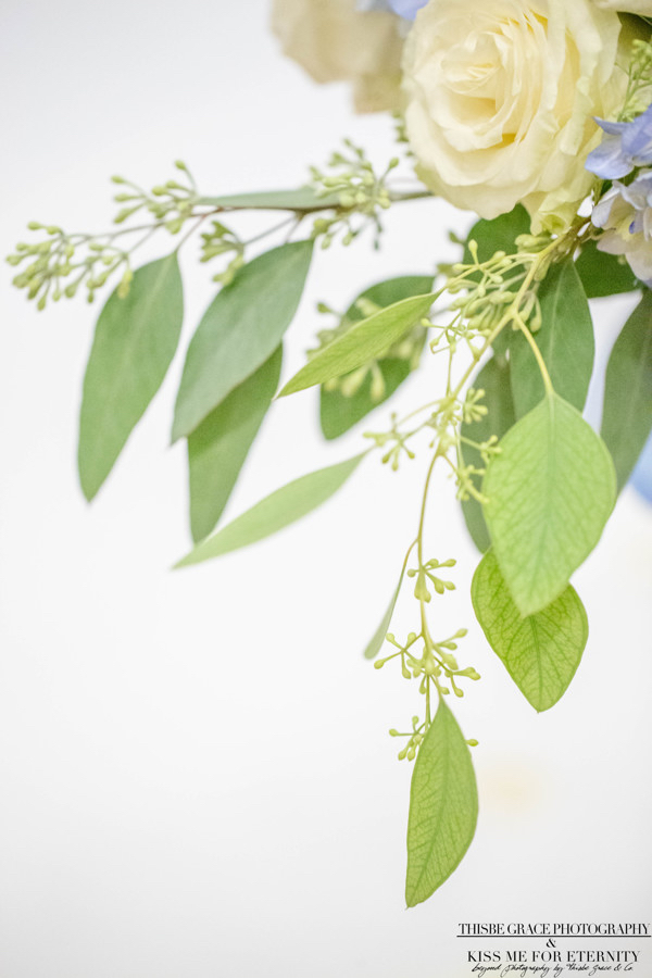 Elegant arrangements surround the dining area. (Photo by Thisbe Grace McWilliams)