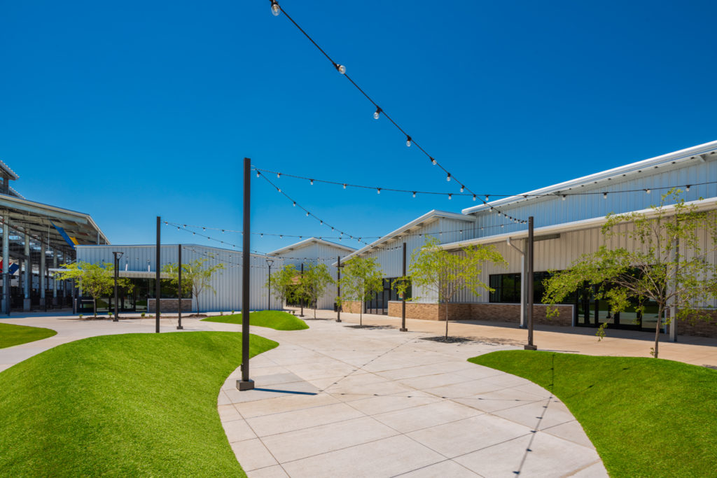 The green space at Houston Farmers Market helps make it a very outdoor scene. (Photo by Michael Craft)
