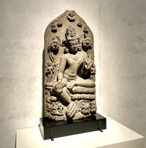 An elaborate Indian stele