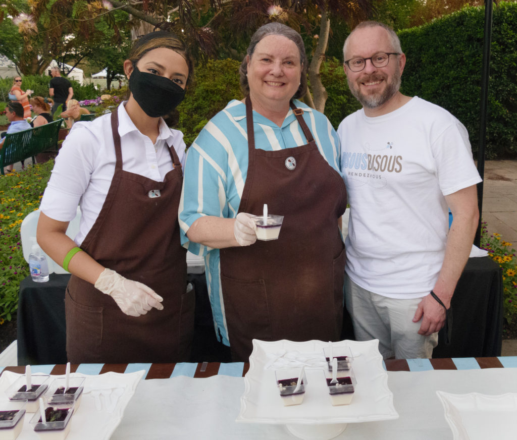 Lucy Martinez, Rhonda Combs, and Matt Meyer of Bisous Bisous (Photo by Dallas Arboretum/Steve Foxall)