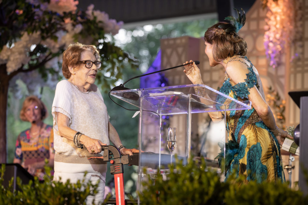 Dottie Neustadt, Susan Schwartz (Photo by Thomas Garza)