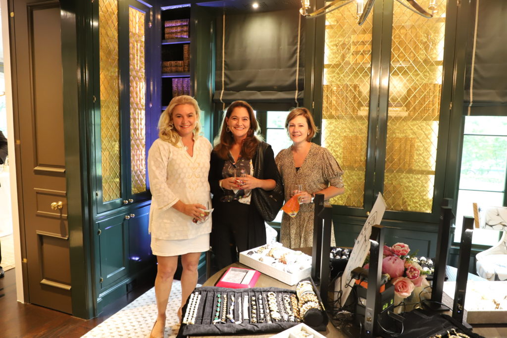 Merrit Marinelli, Larkin McReynolds, Traci Young (Photo by Lilly Oren)