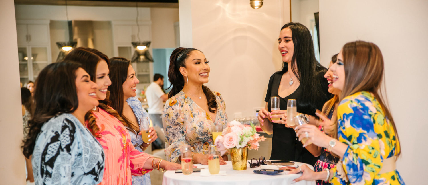 Natalie Garza, Nadia Jubran, Elizabeth Benavides, Nancy Almodovar, Lianet Gurriel, Silvia Salle, Bianca Calderon de Lachica (Photo by BanAvenue Photography)