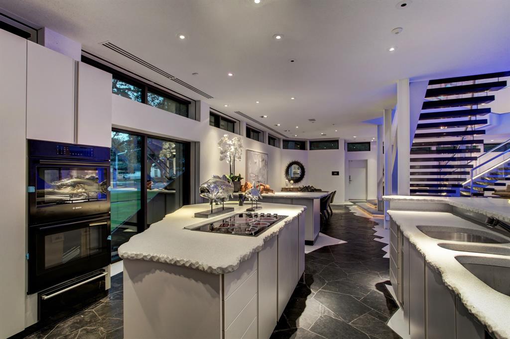 The kitchen in the Darth Vader house in West University in Houston. (Photo courtesy of Martha Turner Sotheby’s International Realty) 