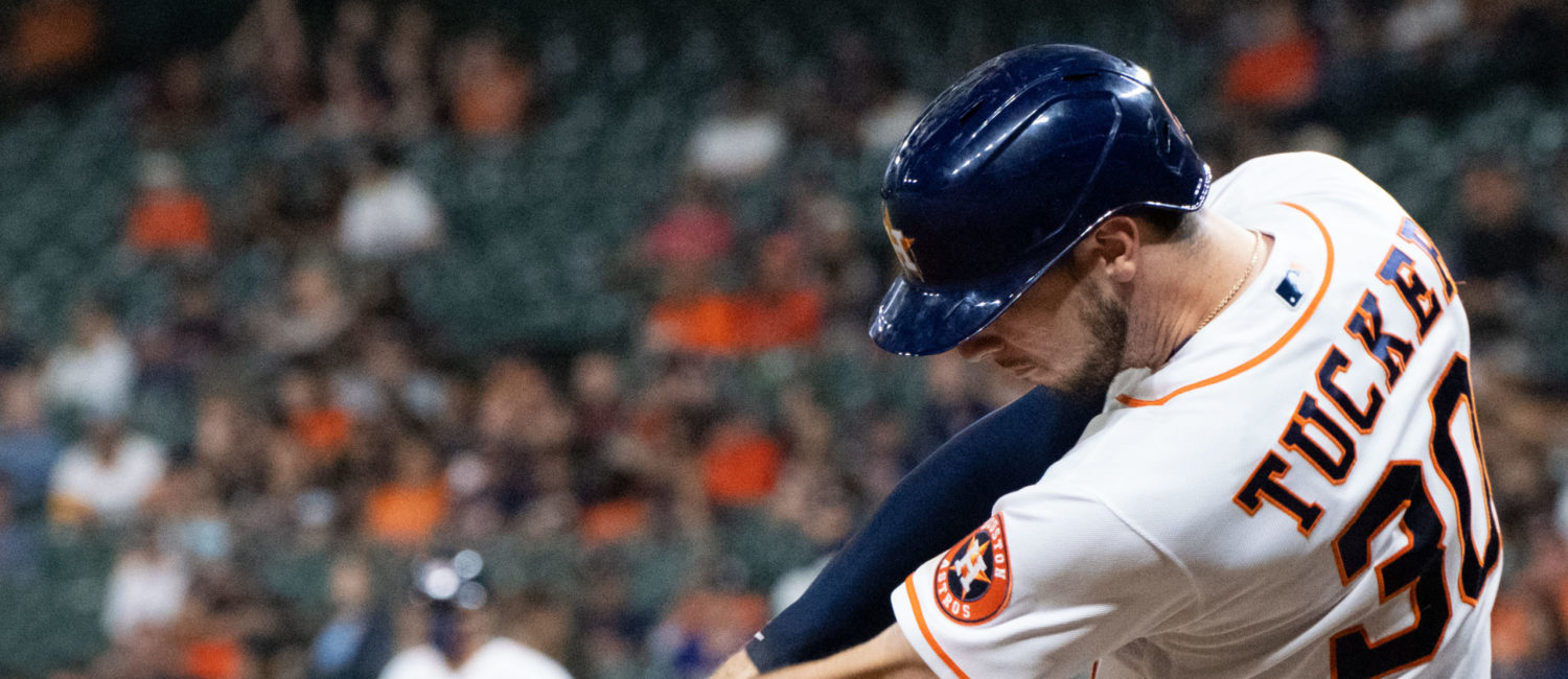 Houston Astros beat the Cleveland Indians at Minute Maid Park