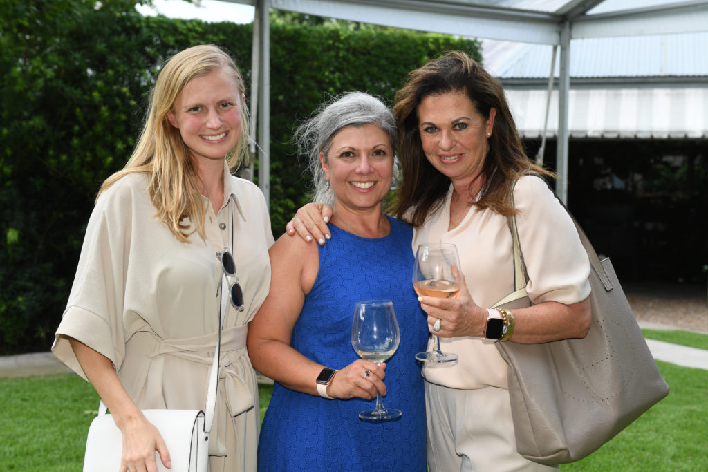 Sarah Callaway Sulma, Renee Eads, Cathy Cagle at the Greenwood King celebration at Tiny Boxwoods (Photo by Jack Opatrny)
