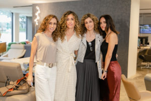 Elizabeth Gonzalez, Laura Gonzalez, Adriana Gonzalez, Natalia Vasquez (Photo Johnny Than)