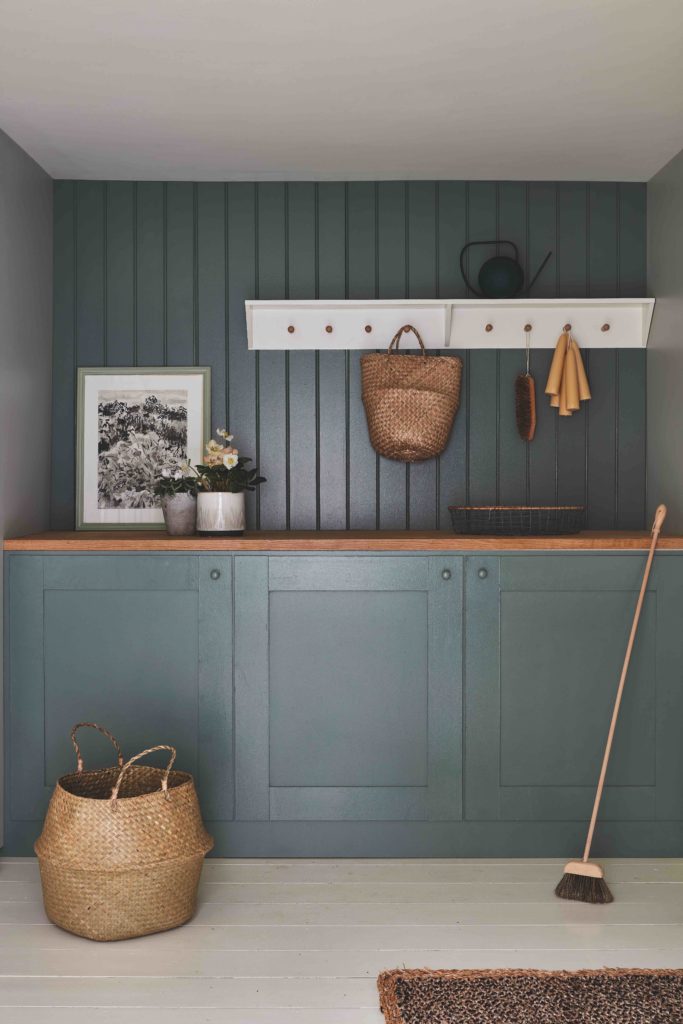 Green Smoke by Farrow & Ball