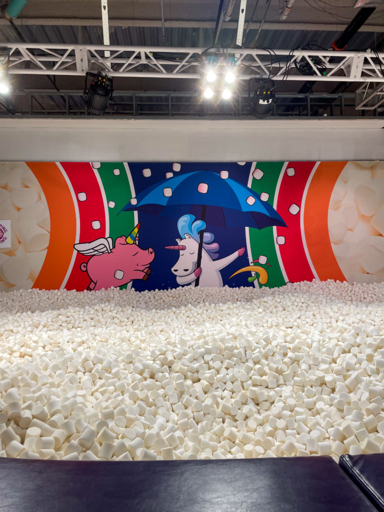 A never-ending Marshmellow pit provides the ultimate fun at Candytopia. (Photo by Gabriela Izquierdo)