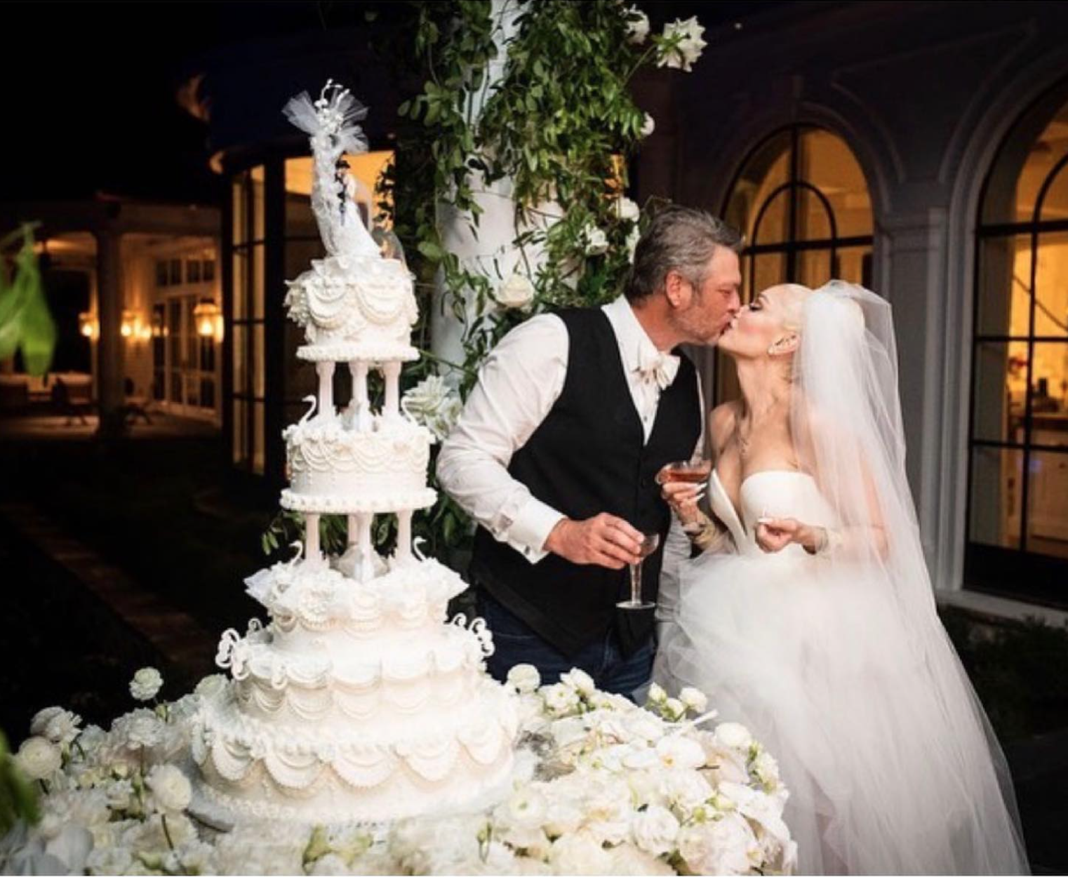 gwen stefani blake shelton wedding