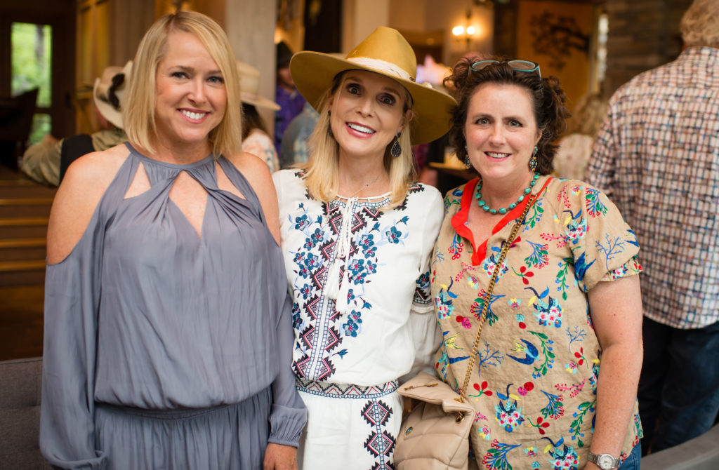Nancy Mathe, Kristen Cannon, Jennifer Warren at the Exclusive Resorts event at the Aspen home of Glenn Bucksbaum (Photo by Ross Daniels Photography)