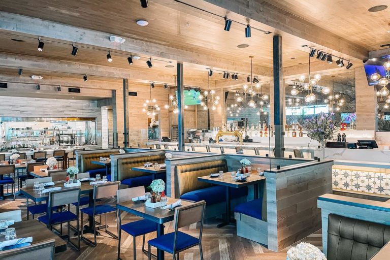 Urban Seafood Company Brings Fresh Fish, Shell Towers, and Cool