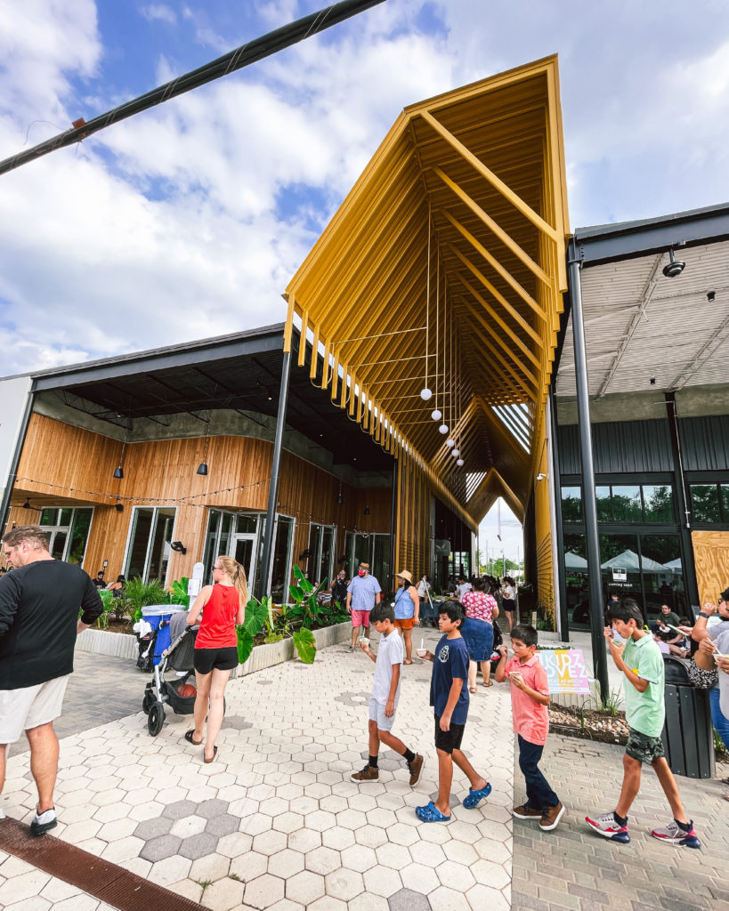 The M-K-T Sunset Market comes to life the third Thursday of each month with family-friendly fun on the menu. (Photo by Megan Snell)