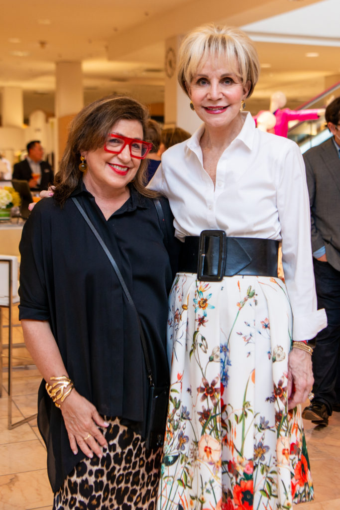Roz Pactor, Leisa Holland Nelson at the Italian Cultural & Community Center  party (Photo by Michelle Watson, CatchLightGroup.com)