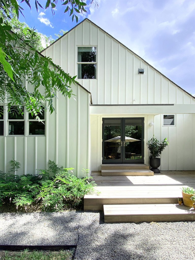 A Kessler Park home by WELCH|HALL (photo by Clifford Welsh, FAIA)