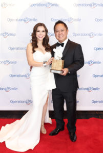03 Medical Visionary Award recipients Amy and Dr. Daryl Dichoso (Photo by Quy Tran)
