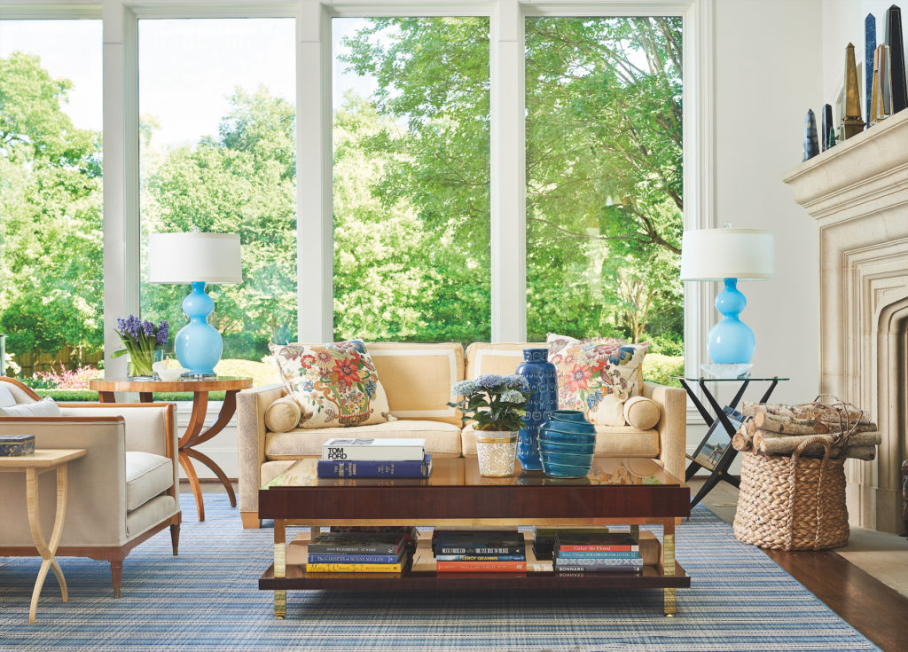 Kimberly Schlegel Whitman's living room, designed by Jan Showers. (Photo by Stephen Karlisch)