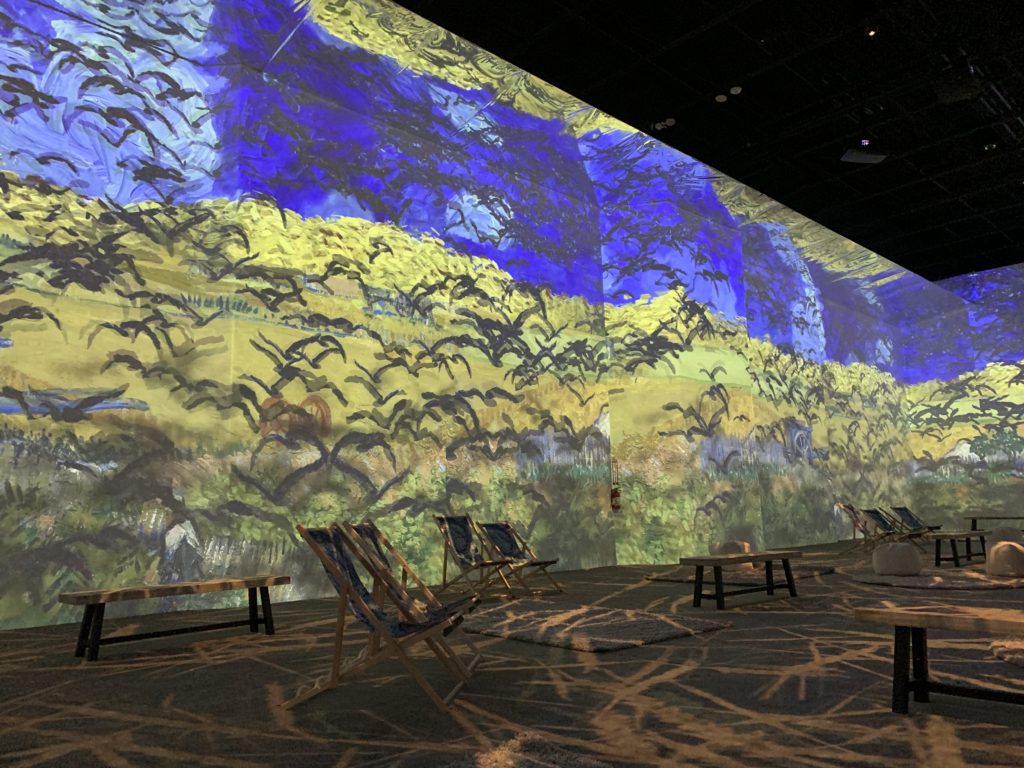 Van Gogh Show Lets You Jump Into the Paintings — Lost in a World of Art Van Gogh Show Lets You Jump Into the Paintings — Lost in a World of Art
