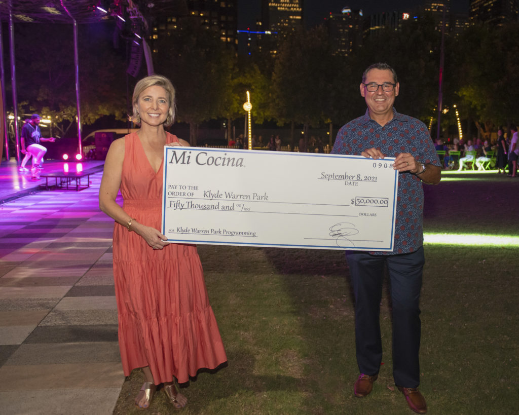 Kit Sawers, Edgar Guevara (Photo by Tamytha Cameron)