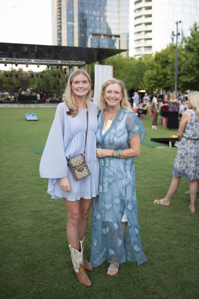 Sophie Ward, Lucy Ward (Photo by Tamytha Cameron)