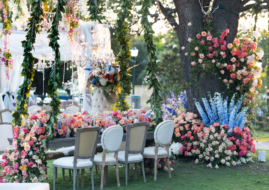 The Fort's social set dusted off their white-tie tuxes and diaphanous frocks for a magical evening under the stars. (Photo by Sterling Steves for Sterling FX)