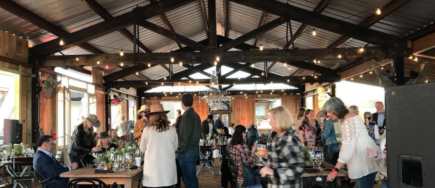 VIP ROUND TOP HALLES