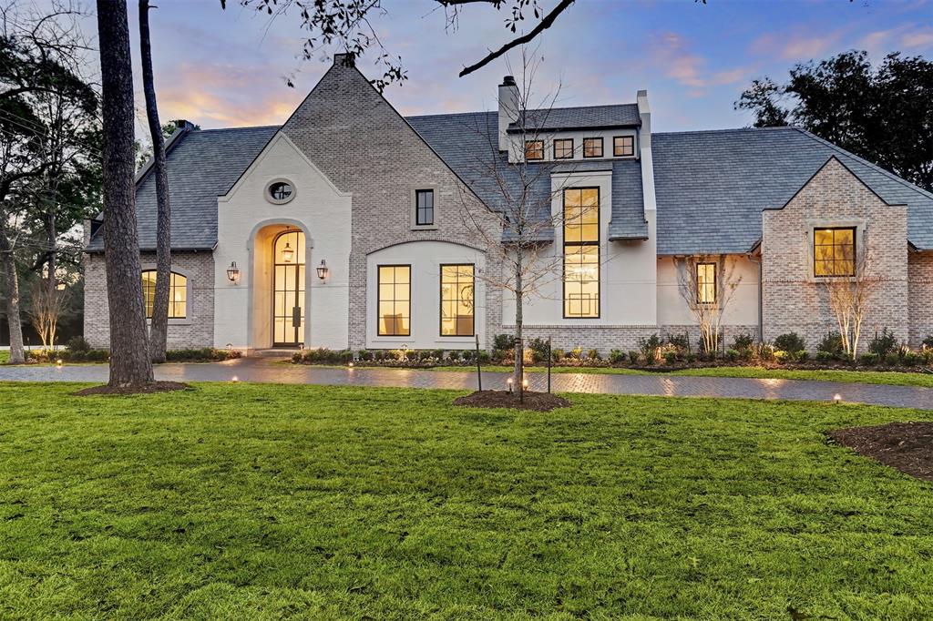 The contemporary French chateau at 11614 Starwood Drive was on the market for less than a month before being purchased.