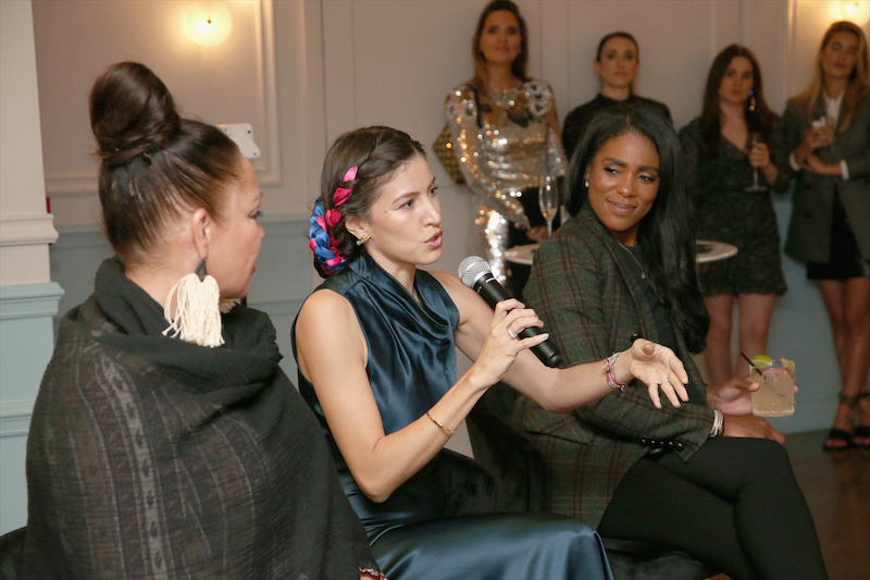Michelle Nussbaumer, Danie Gomez-Ortigoza, and Jessica Shepherd (Photo by Gary Miller/Getty Images)