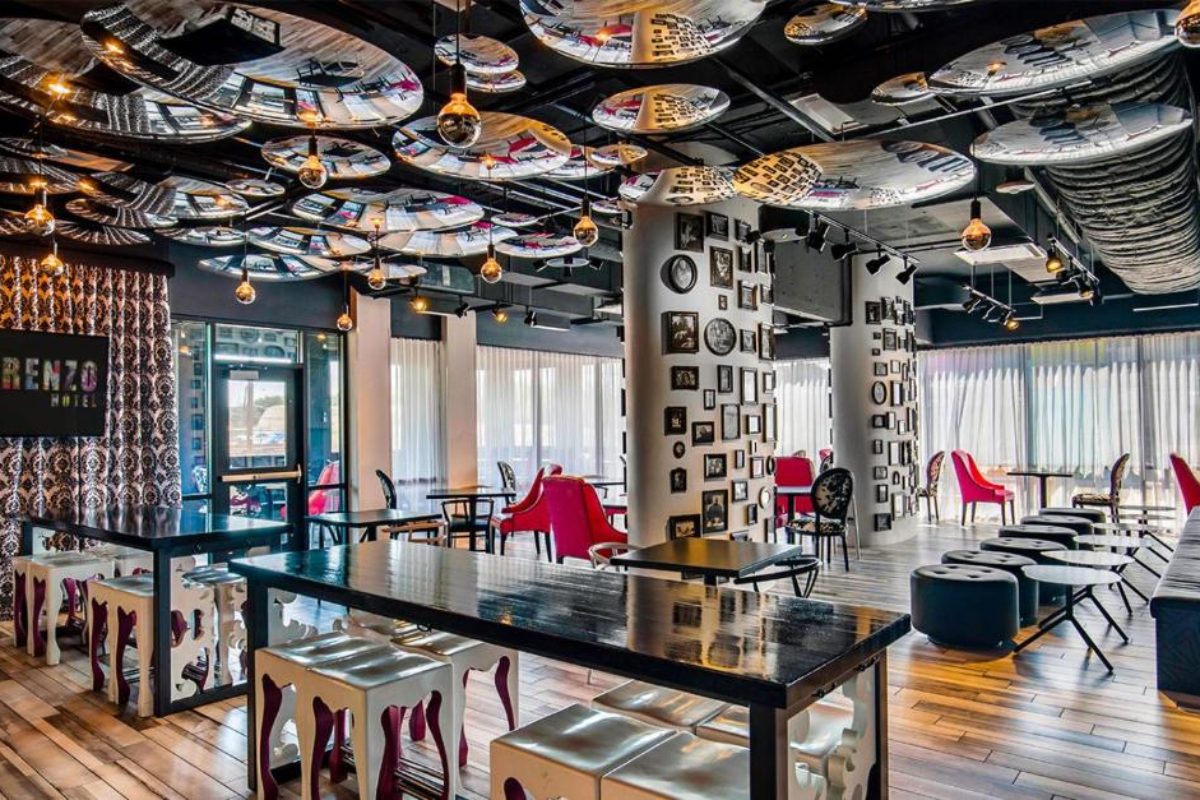 Discovering Hamilton's, A Cedars Neighborhood Gem With a Killer Happy