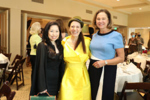3W6A1643 Becky Hollands, Catherine Anspon, Minnette Boesel (Photo by Priscilla Dickson)