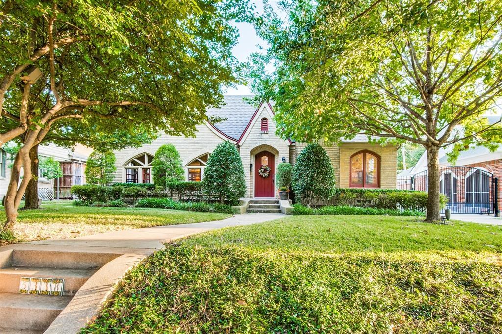 5338 Merrimac Avenue in the M Streets of Lower Greenville