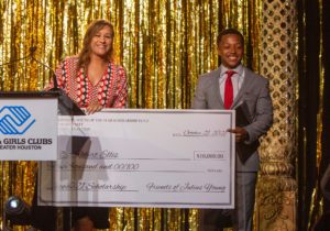 7049_Michelle Young and Robert Ellis, Julius Young Youth of the Year
